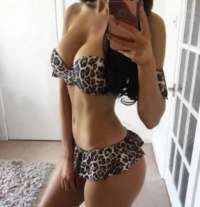 Mersin Üniversiteli Escort Öğrencisi: Rüyalarınızın Üstünde Bir Buluşma