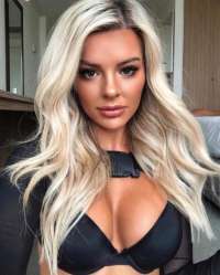 Mersin Üniversiteli Escort: Sizi Büyüleyecek Zarifliği Keşfedin