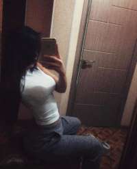Mersin VIP Escort: Tutkulu ve Elit Bir Güzelliğin Portresi