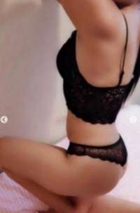 Mersin Yabancı Escort: Göz Kamaştırıcı ve Unutulmaz Mavi Saçlı Guzel