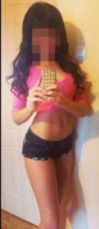 Mersin'de Sizi Bekleyen Çarpıcı Güzellik: Eve Gelen Escort